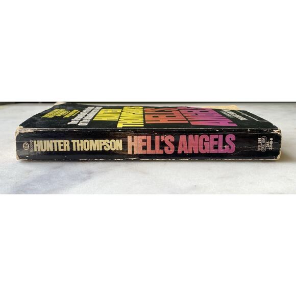 Hells Angels by Hunter S Thompson 1981 Vintage Paperback Reading Book Media - Picture 3 of 9